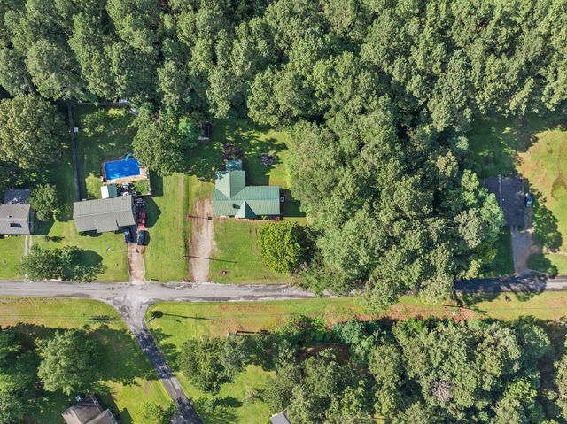 18 COUNTY ROAD 252 RD, Glen, MS 38846