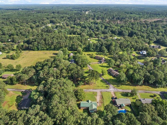 18 COUNTY ROAD 252 RD, Glen, MS 38846