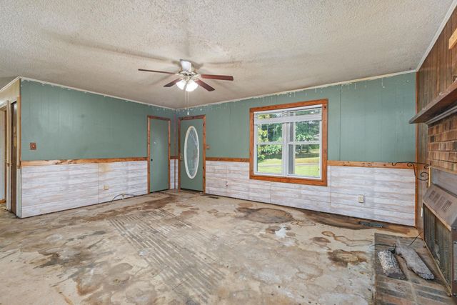 18 COUNTY ROAD 252 RD, Glen, MS 38846