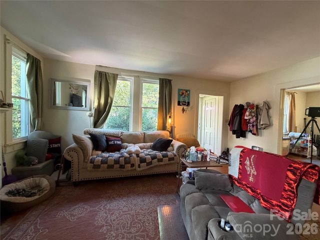 177 W 6th Street, Rutherfordton, NC 28139