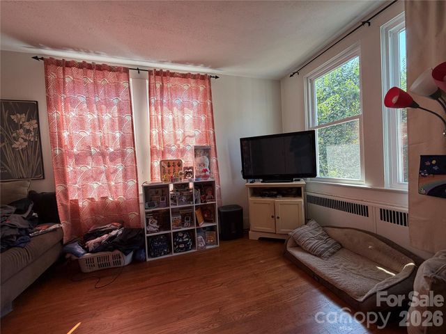 177 W 6th Street, Rutherfordton, NC 28139