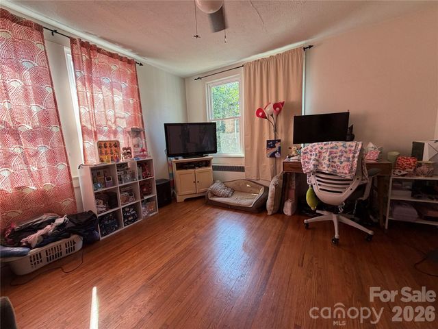 177 W 6th Street, Rutherfordton, NC 28139