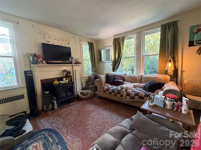 177 W 6th Street, Rutherfordton, NC 28139