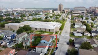 805 10th Street, Galveston, TX 77550