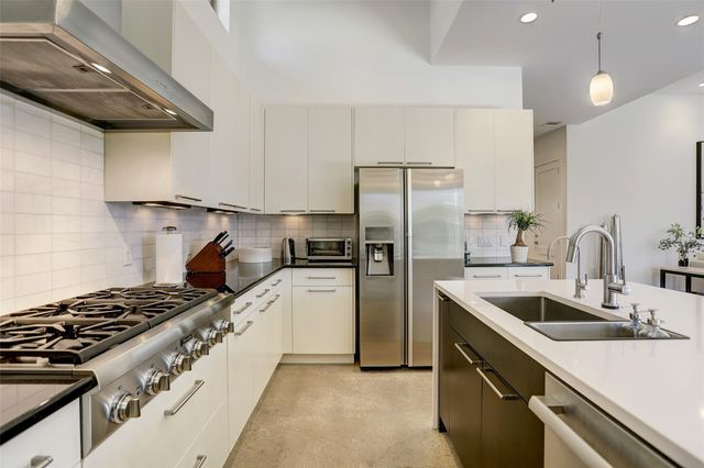 3407 Windsor RD, Austin, TX 78703
