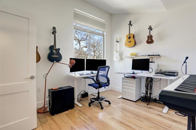 3407 Windsor RD, Austin, TX 78703
