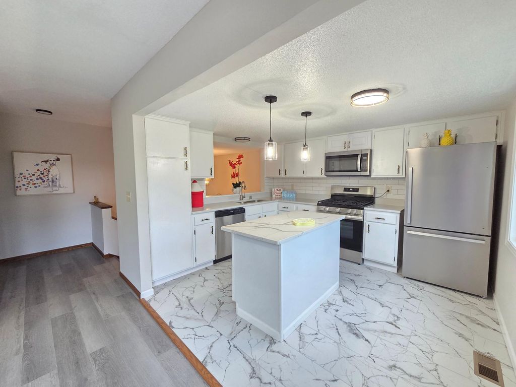 5508 Turtle Lake Road, North Oaks, MN 55126 — photo 4