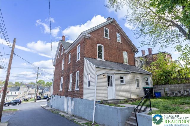 69 West Union Boulevard, Bethlehem City, PA 18018