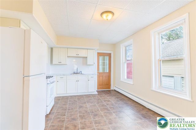 69 West Union Boulevard, Bethlehem City, PA 18018