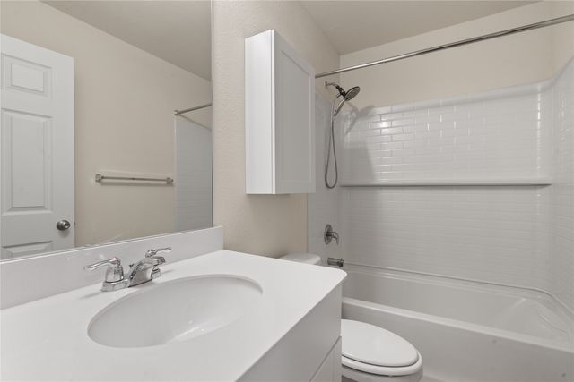 1113 Trace Drive, Aubrey, TX 76227