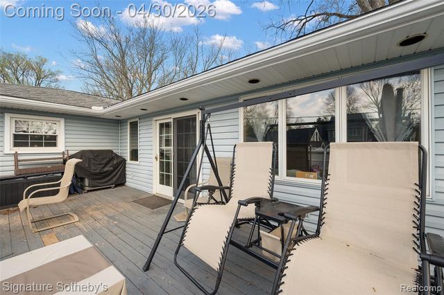 2721 Midvale Drive, Rochester Hills, MI 48309