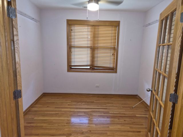 3745 S Michigan Avenue 2, Chicago, IL 60653