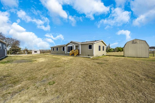 5999 County Road 593, Nevada, TX 75173