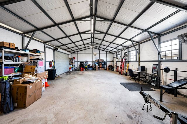 5999 County Road 593, Nevada, TX 75173