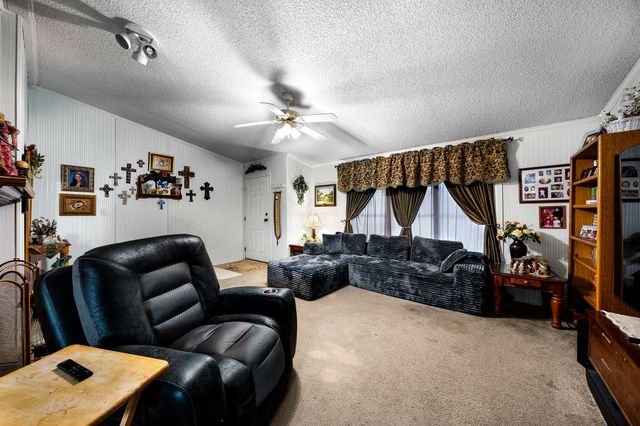 5999 County Road 593, Nevada, TX 75173