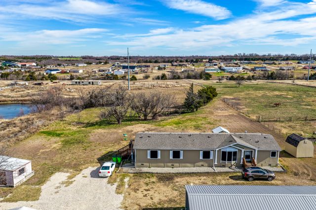 5999 County Road 593, Nevada, TX 75173