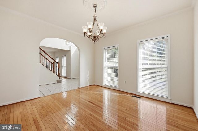 2567 BEAR DEN RD, Frederick, MD 21701