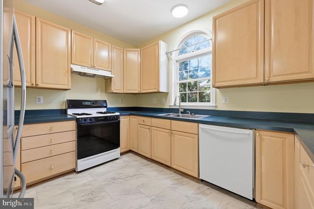 2567 BEAR DEN RD, Frederick, MD 21701