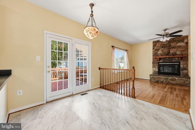 2567 BEAR DEN RD, Frederick, MD 21701