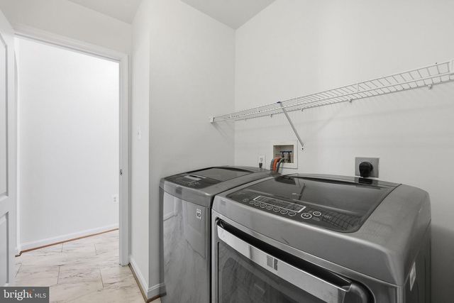 2567 BEAR DEN RD, Frederick, MD 21701