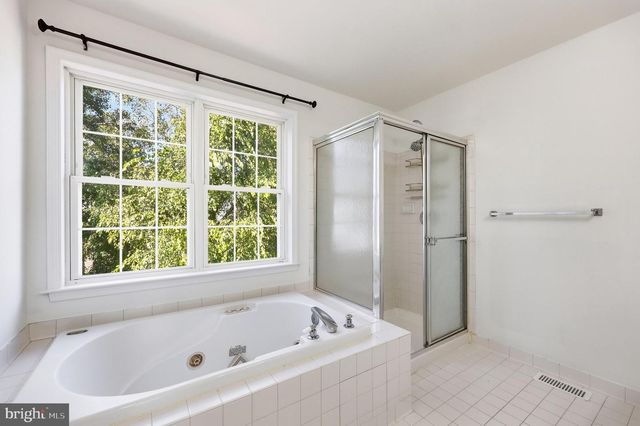 2567 BEAR DEN RD, Frederick, MD 21701