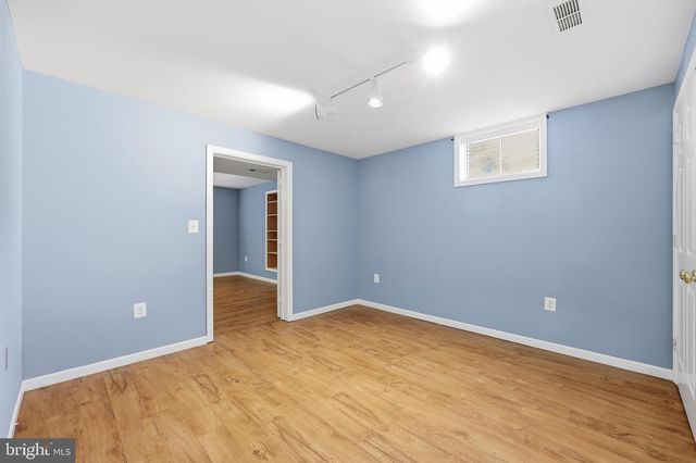 2567 BEAR DEN RD, Frederick, MD 21701