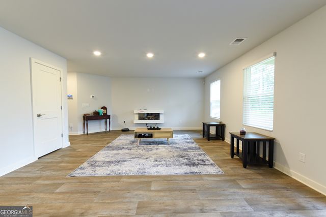 267 Harris Walk, West Point, GA 31833