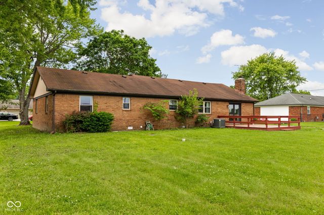 4762 W 1120 N, New Palestine, IN 46163