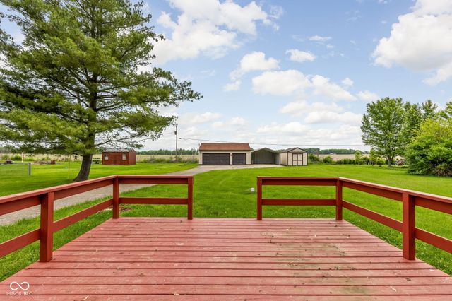 4762 W 1120 N, New Palestine, IN 46163