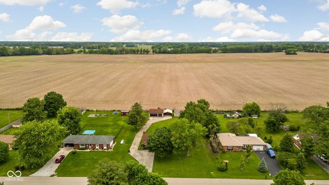 4762 W 1120 N, New Palestine, IN 46163