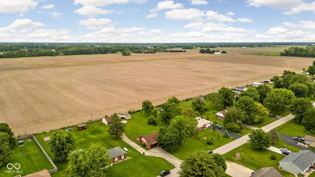 4762 W 1120 N, New Palestine, IN 46163