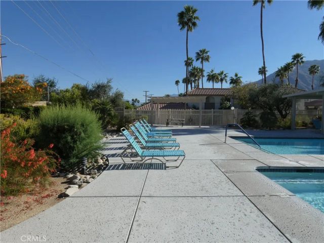 334 W Santa Elena, Palm Springs, CA 92262