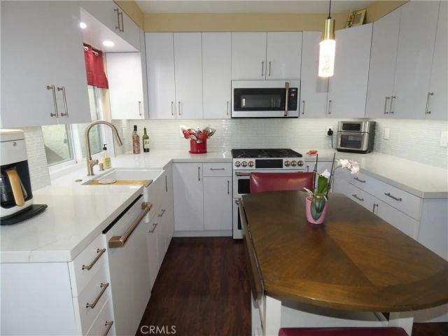 334 W Santa Elena, Palm Springs, CA 92262