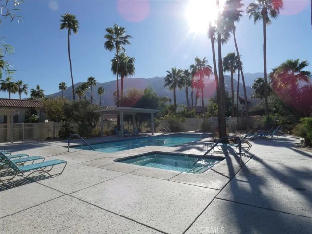 334 W Santa Elena, Palm Springs, CA 92262