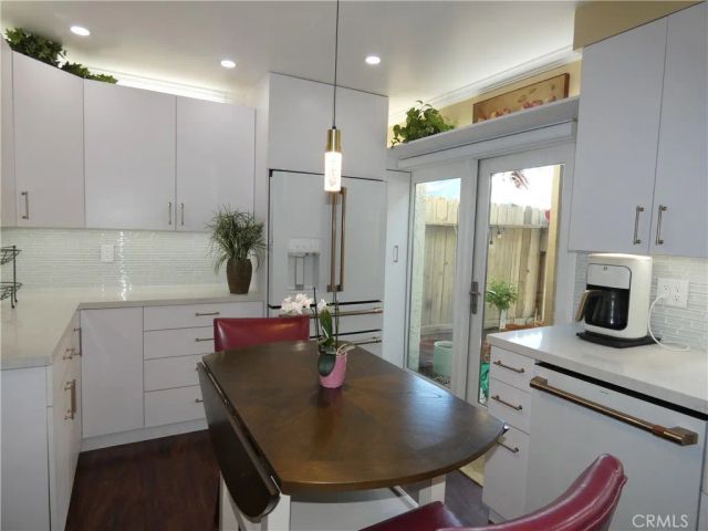334 W Santa Elena, Palm Springs, CA 92262