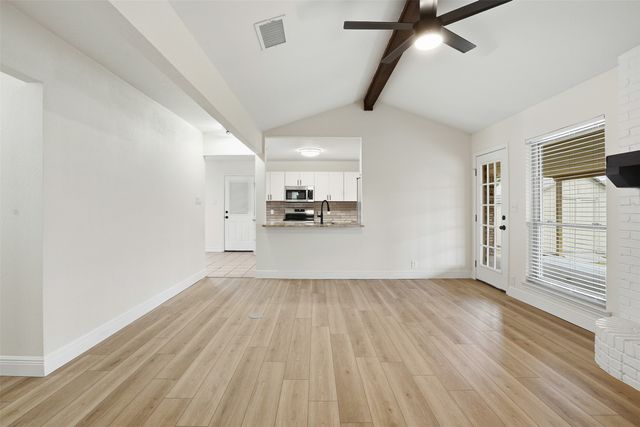 1215 Bradley Drive, Cleburne, TX 76033