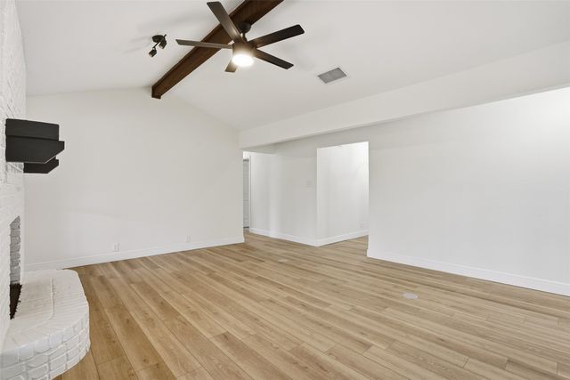 1215 Bradley Drive, Cleburne, TX 76033