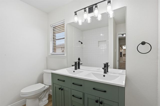 1215 Bradley Drive, Cleburne, TX 76033