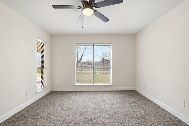 1215 Bradley Drive, Cleburne, TX 76033