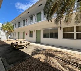 1824 Monroe st 12, Hollywood, FL 33020