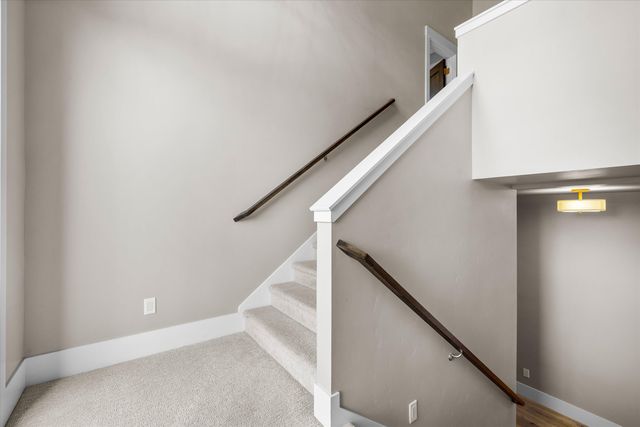 61636 Hosmer Lake Drive, Bend, OR 97702