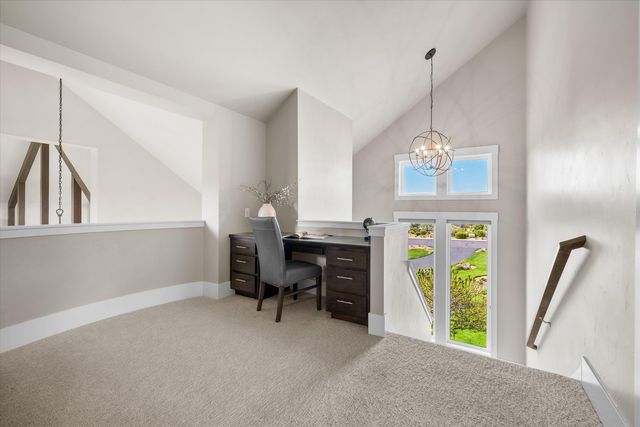 61636 Hosmer Lake Drive, Bend, OR 97702