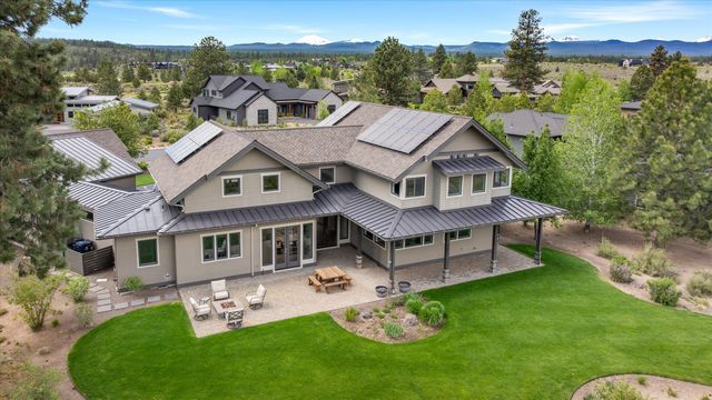 61636 Hosmer Lake Drive, Bend, OR 97702