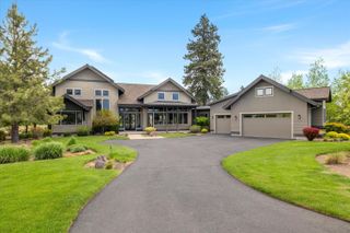 61636 Hosmer Lake Drive, Bend, OR 97702