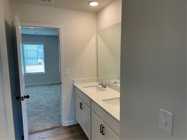 57 Longhorn Way, Auburn, GA 30011