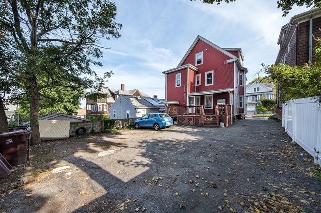 18 Edith Ave 2, Everett, MA 02149