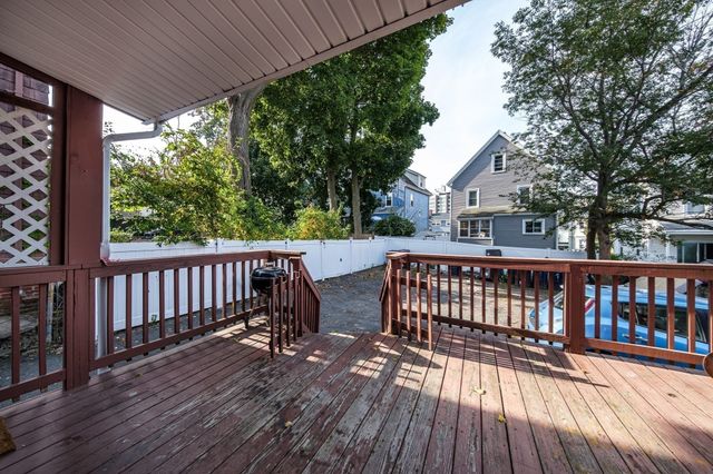 18 Edith Ave 2, Everett, MA 02149