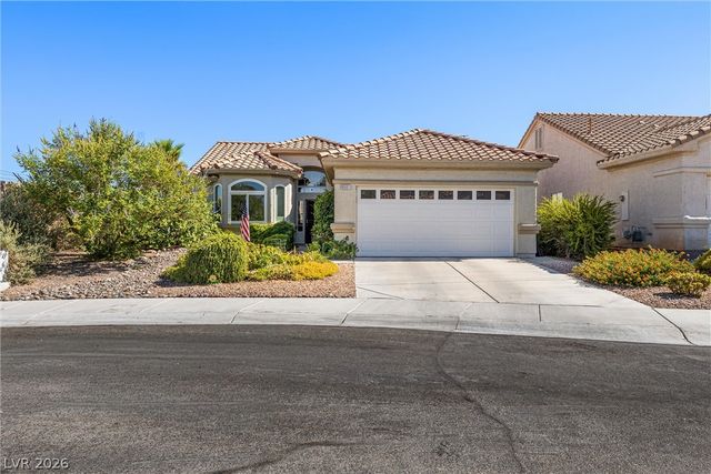 8901 Canyon Magic Avenue, Las Vegas, NV 89129