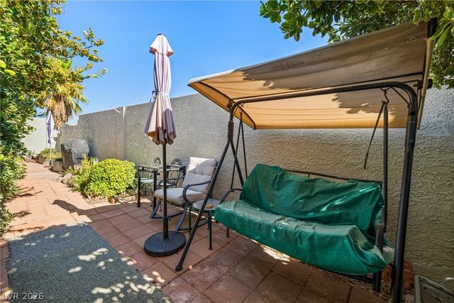 8901 Canyon Magic Avenue, Las Vegas, NV 89129
