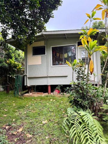 59-543 Alapio Road, Haleiwa, HI 96712